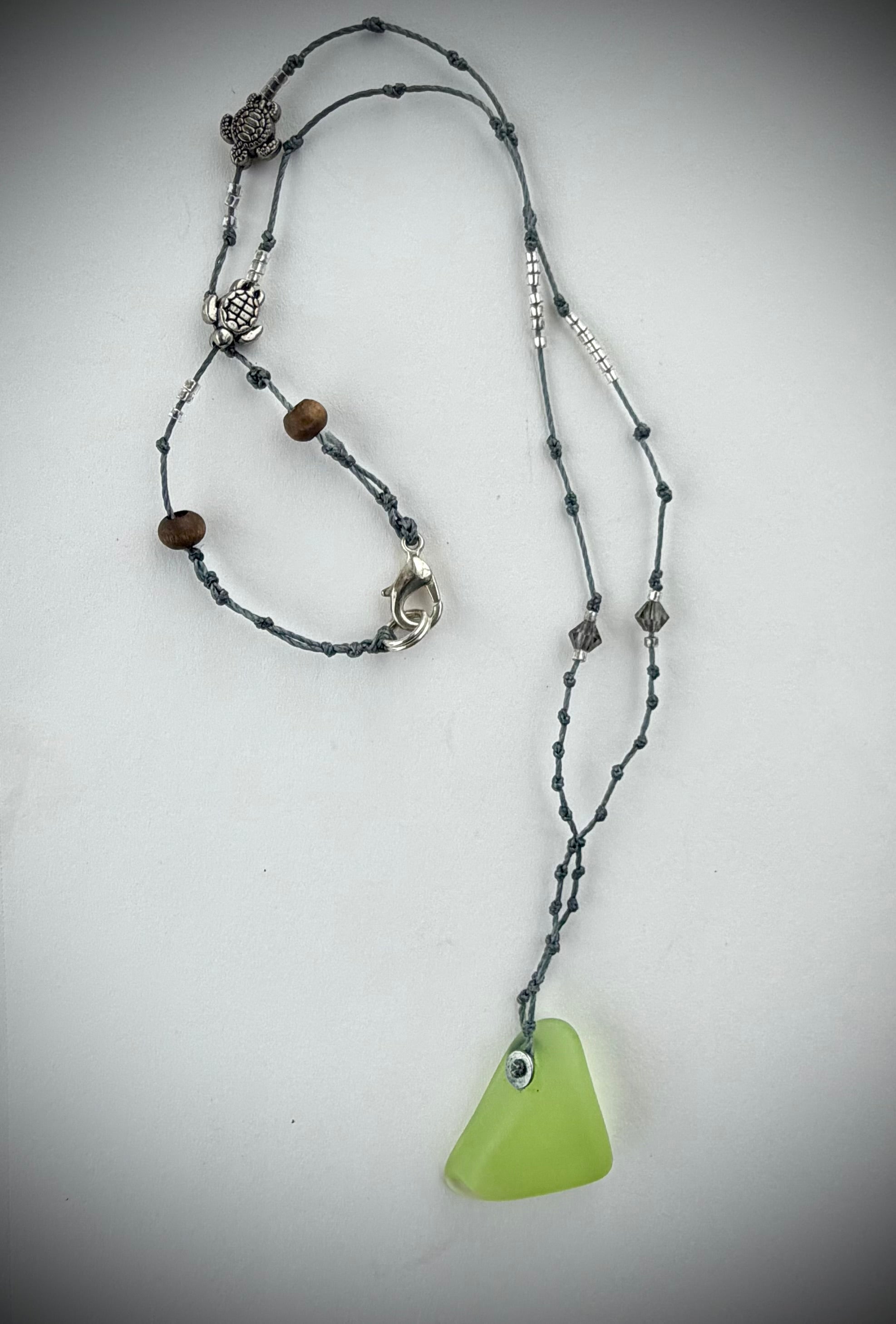 Citron yellow - Glass Necklace