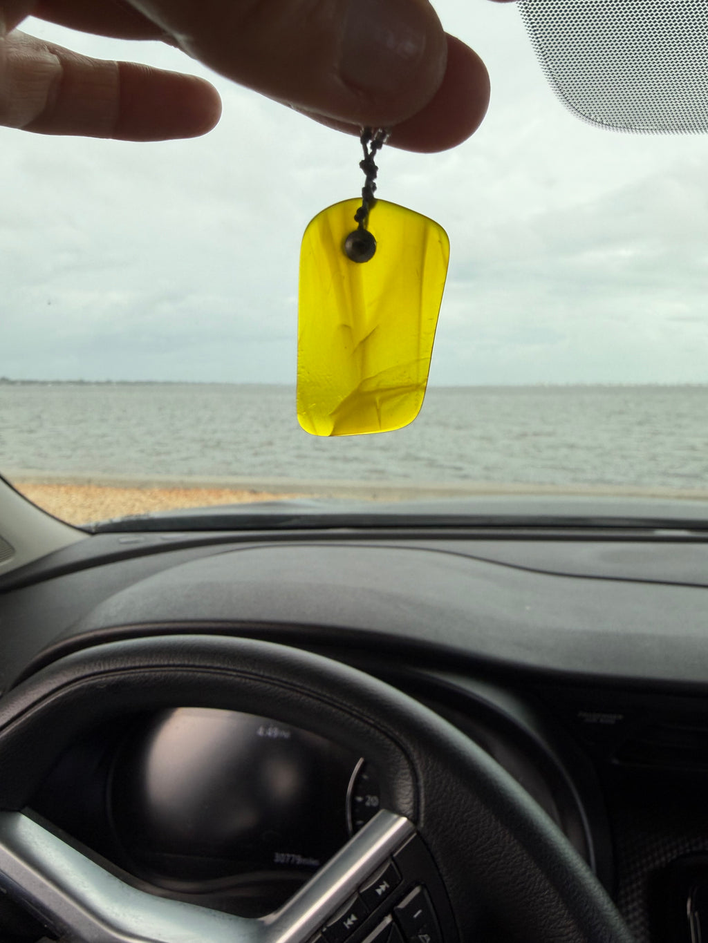 Yellow geometric necklace