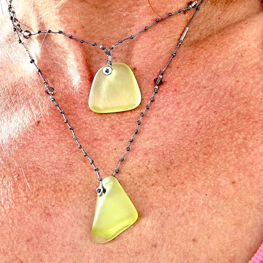 Citron yellow - Glass Necklace