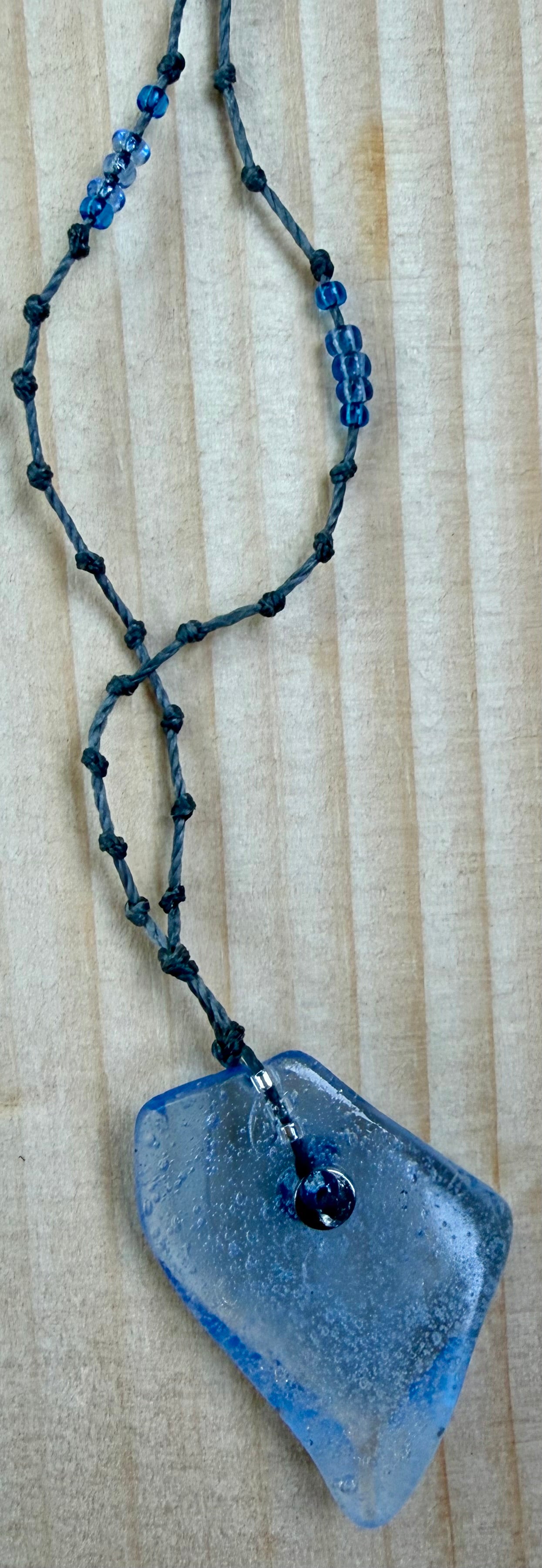 Snowy glass necklace