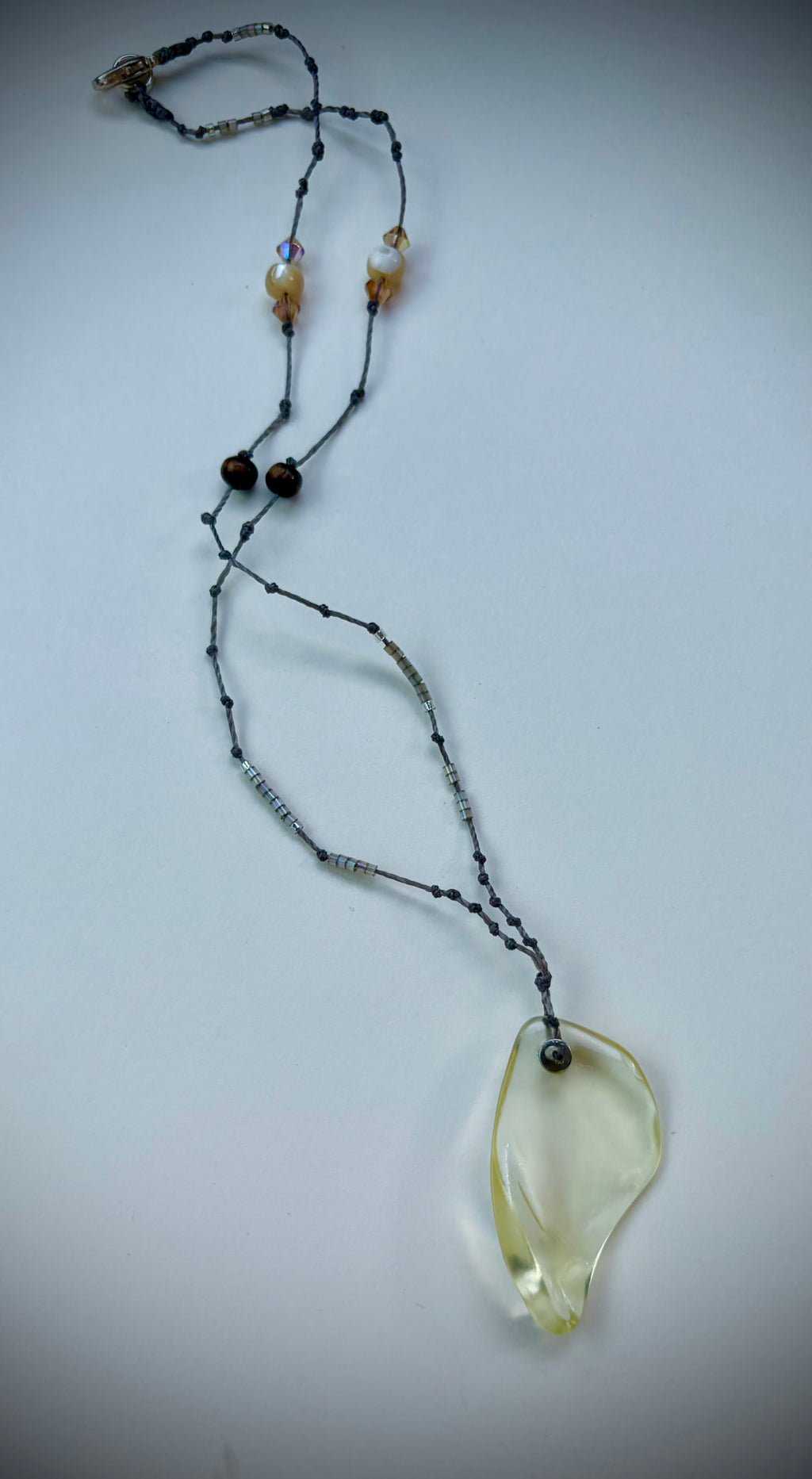 Creamy yellow glass necklace